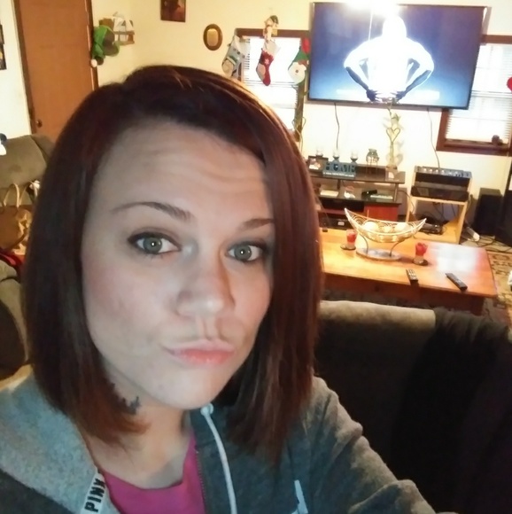 Meet your Posher, Samantha - Picture 1 of 1